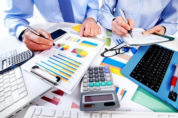 Президент Фармони: бизнесни 15 дақиқада бошлаш, ЯТТлар учун фирма номи, фирма мансабдорларига маъмурий жавобгарликни бекор қилиш