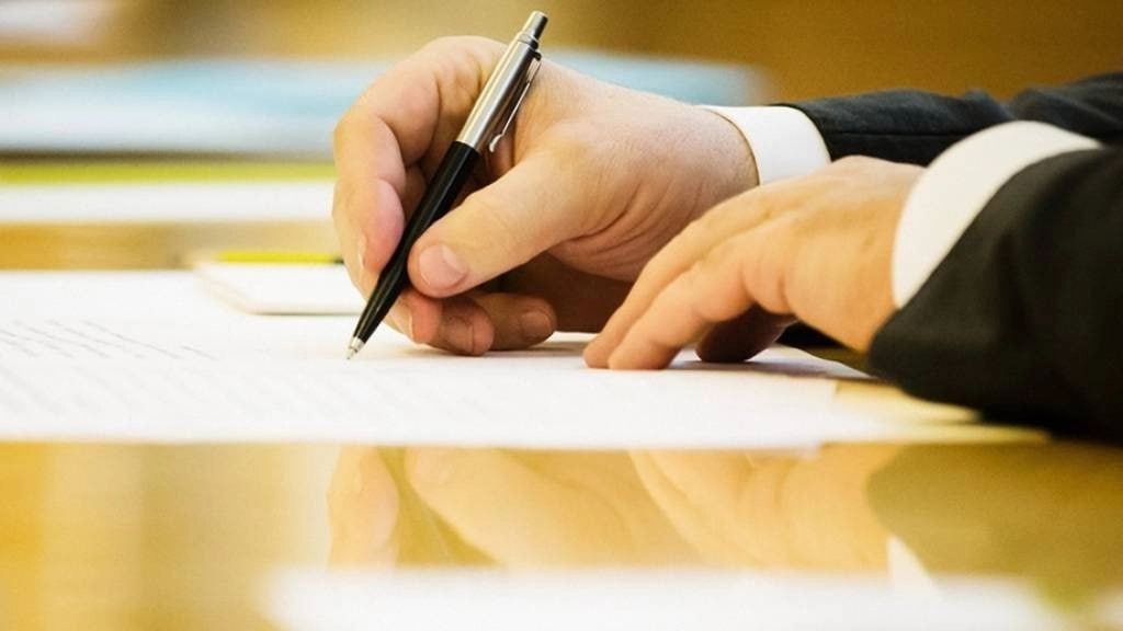 Янги қўлланма орқали Якуний давлат аттестациясини ўтказиш қоидалари билан танишинг