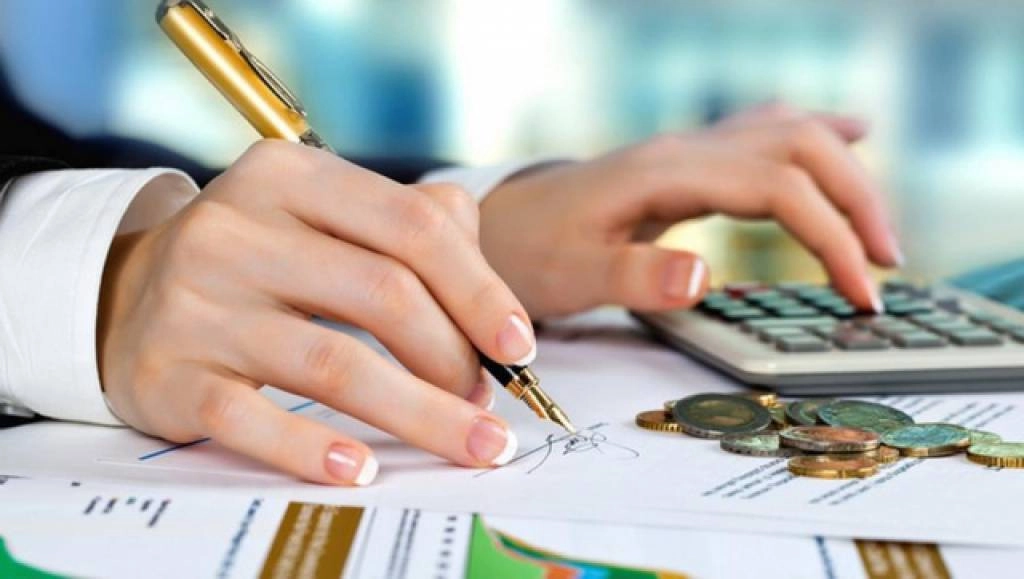 Меҳнатга ҳақ тўлаш шартлари ва миқдори қандай белгиланади?