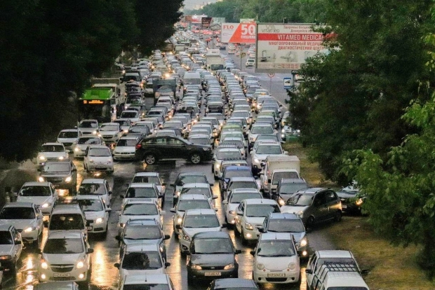 Ўзбекистонда ишлаб чиқарилганига 50 йилдан ошган транспортлардан фойдаланиш тақиқланади