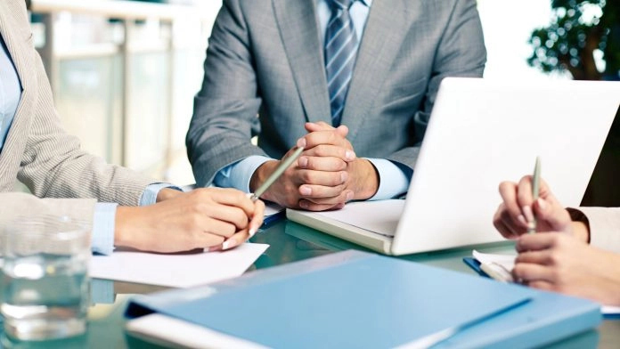 Нотариус бўлиш учун махсус тайёрлов курсидан ўтиш шартми?