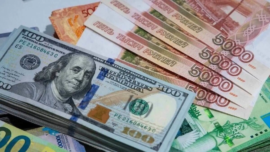 Доллар, евро ва рублнинг янги қийматлари эълон қилинди