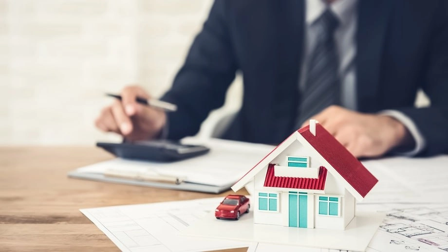 Кўчмас мулк ва транспорт воситалари олди-сотдисида янги босқич: электрон тўлов тизимига ўтиш